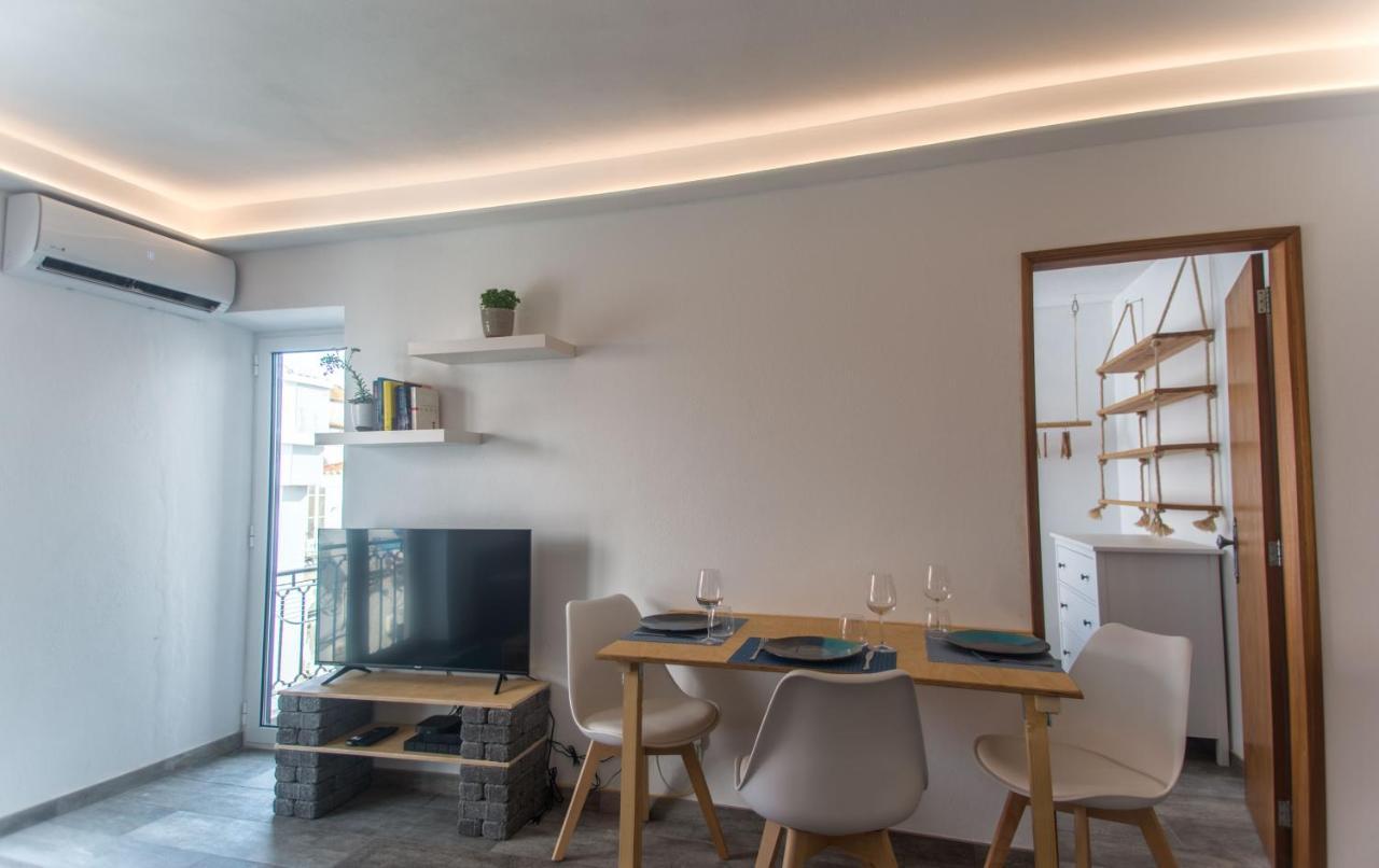 Apartamento Colorido Lagos Bagian luar foto